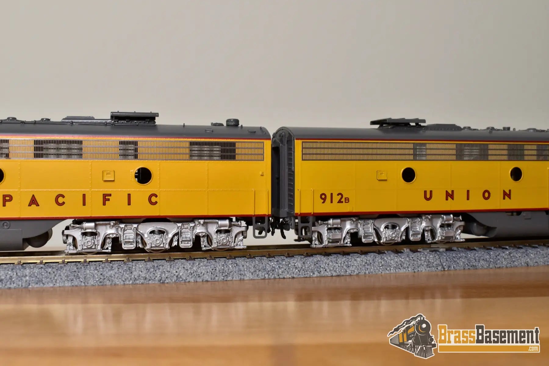 Ho Brass - Challenger Imports Cil 2121.1 Union Pacific E9 A-B Set Samhongsa F/P Mint Diesel