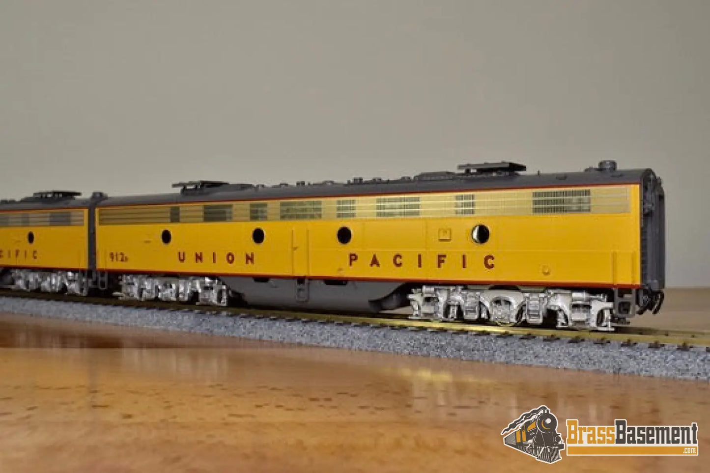 Ho Brass - Challenger Imports Cil 2121.1 Union Pacific E9 A-B Set Samhongsa F/P Mint Diesel