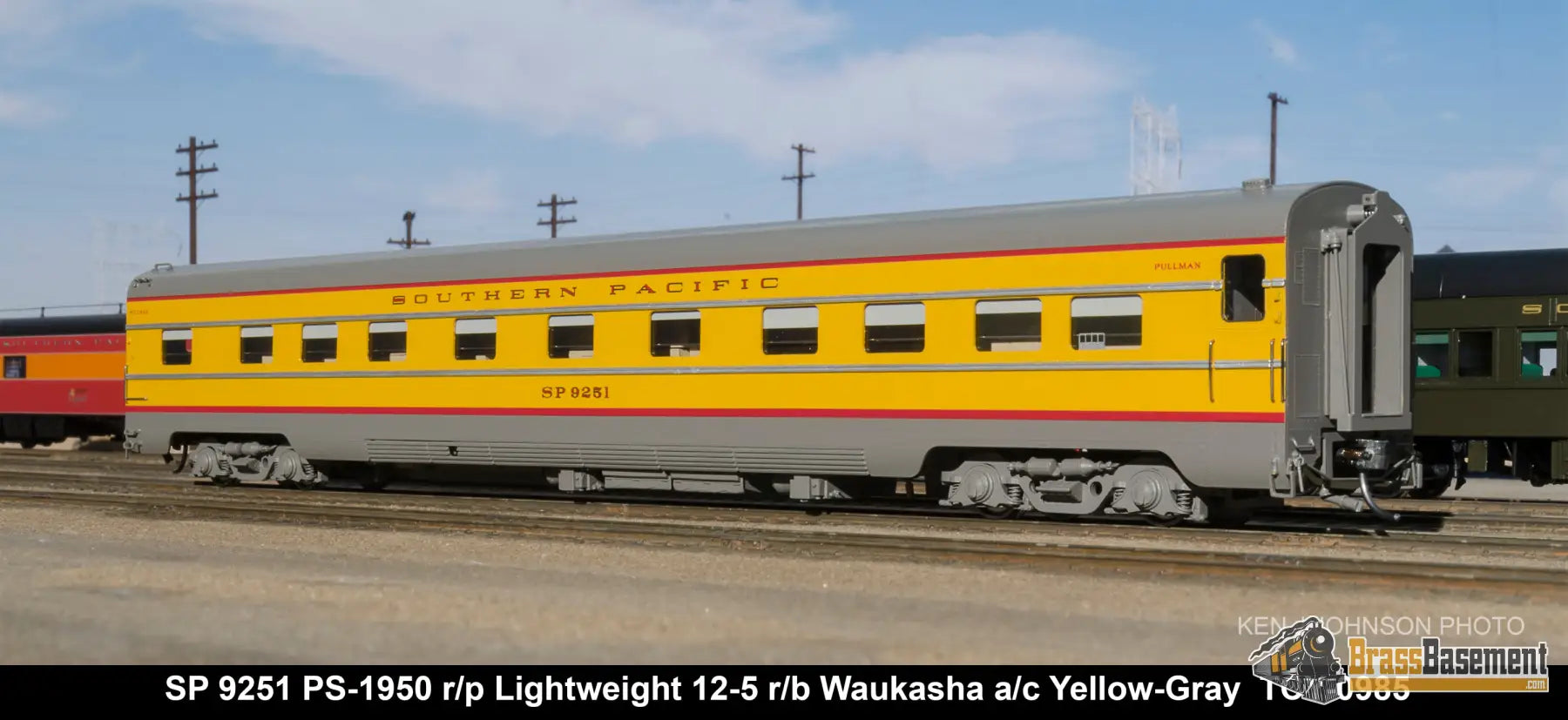 Ho Brass - Coach Yard 0988 The ’Starlight’ Train Daylight Overland Two - Tone And Green Paint!