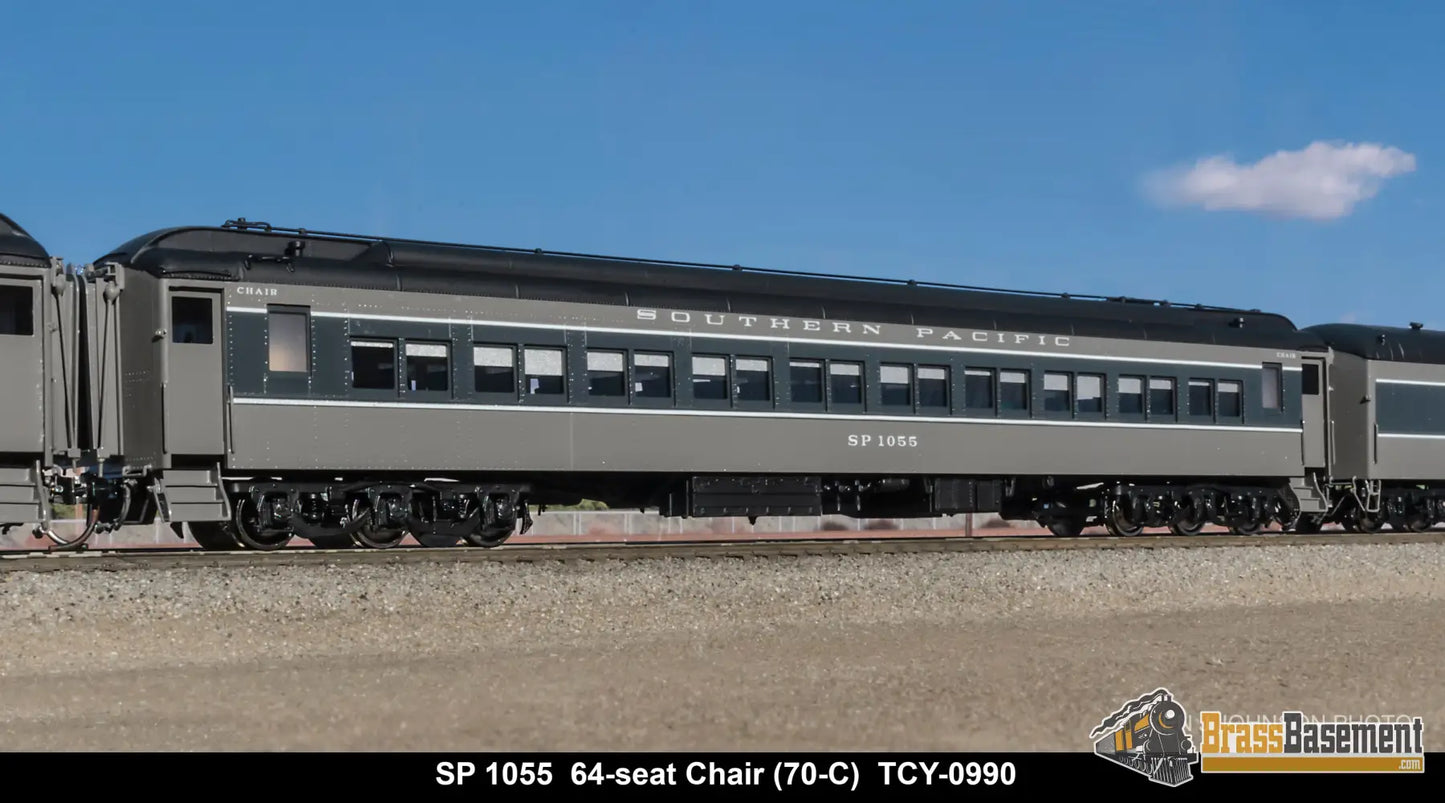 Ho Brass - Coach Yard 0990 The ’Del Monte’ Train Two-Tone 5 Cars Brand New Passenger