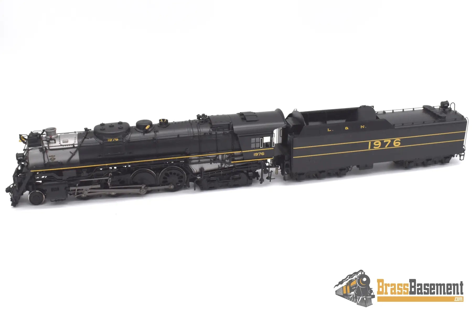 Ho Brass - Division Point 8223 Louisville & Nashville L&N 2-8-4 “Big Emma” #1976 F/P Steam