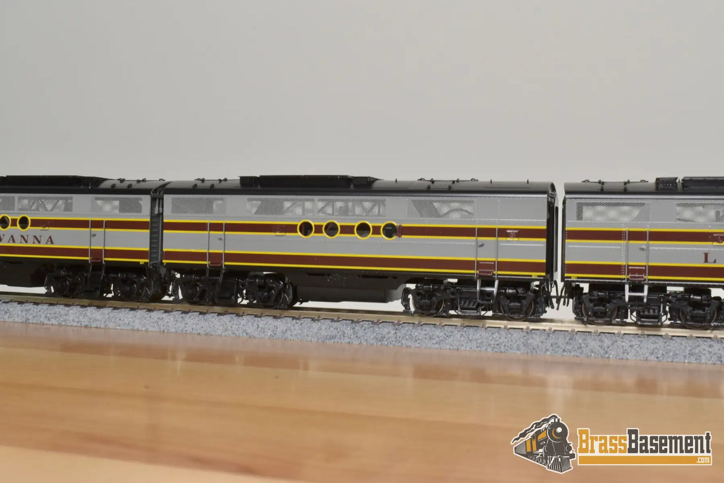 HO Brass - Division Point DL&W Lackawanna FT ABA FTA FTSB FTA Set - 15 MADE Diesel