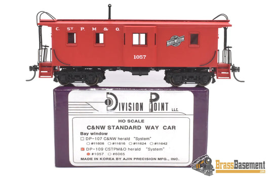 Ho Brass - Dp-109 Division Point Chicago & Northwestern C&Nw Bay-Window Caboose Cstpm&O System