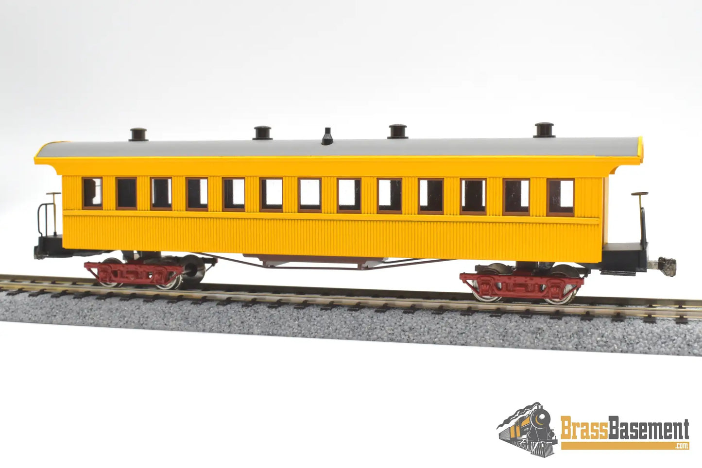 Ho Brass - Katsumi Mokeiten Co. Classic Passenger Cars Hokkaido Coal #3045 Coach