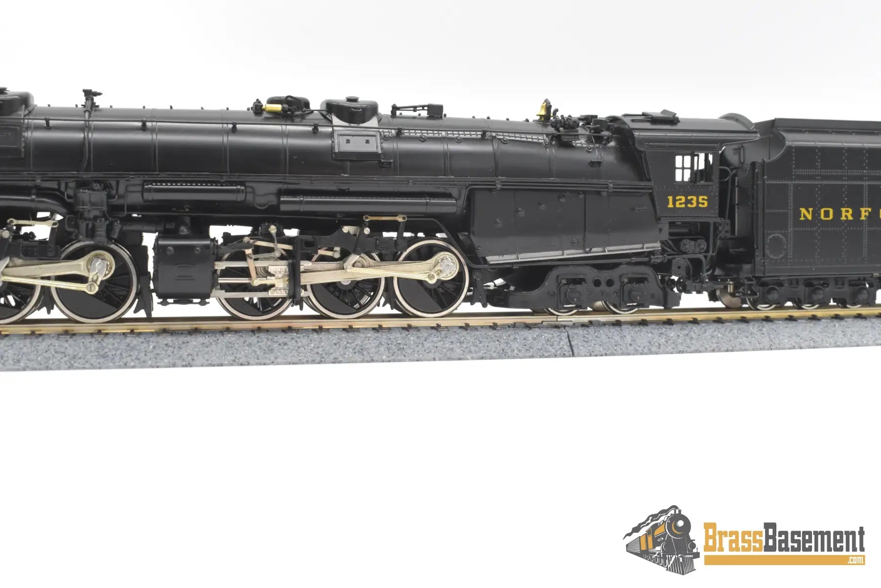 Ho Brass - Key Imports N&W Norfolk & Western ’A’ 2 - 6 - 6 - 4 #1235 Custom Series #92 1991