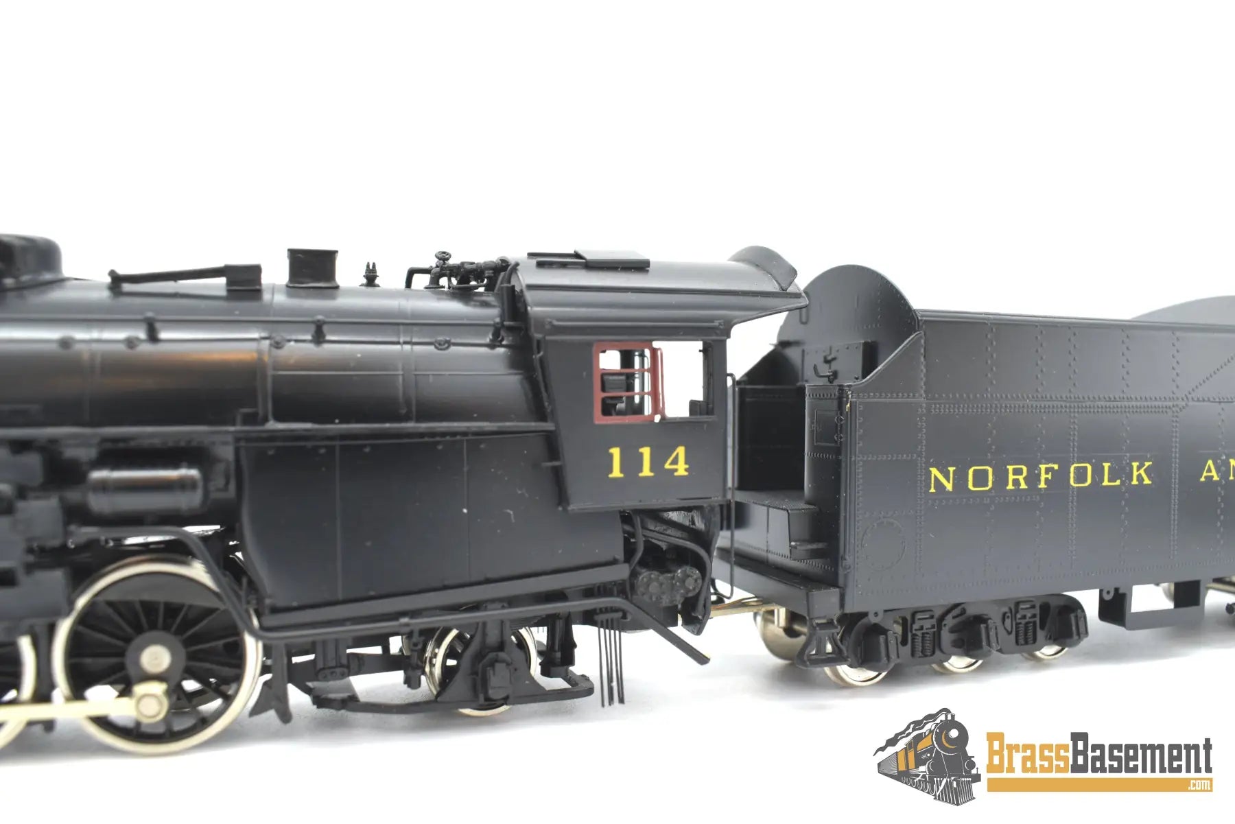 HO Brass - Key Imports N&W Norfolk & Western K-1 4-8-2 #114 w/ 16000G  Tender - Custom Series #31