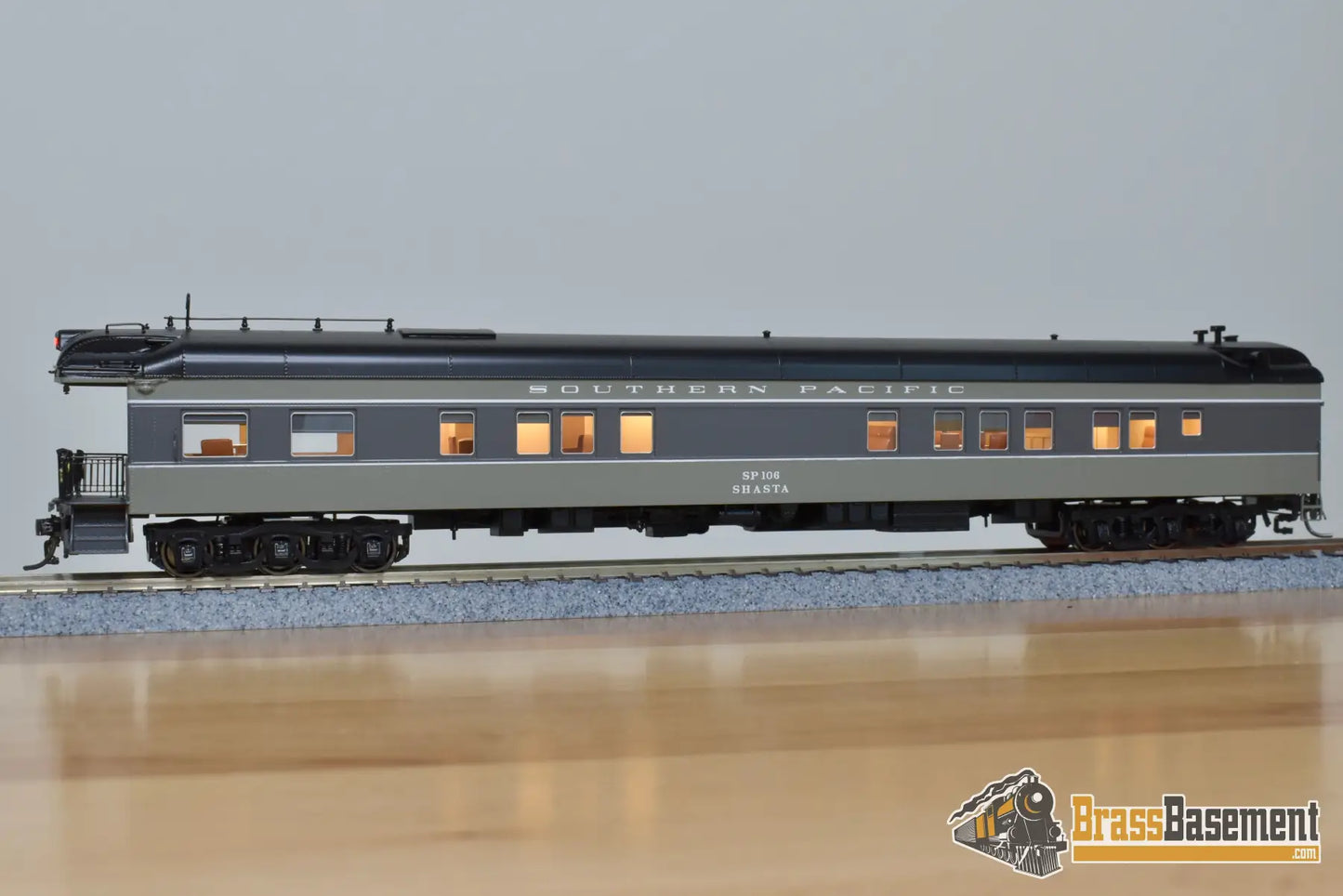 Ho Brass - Nbl Sp Business Car #106 ’Shasta’ 1958-65 Era Version 1B Fp Two Tone Gray Passenger