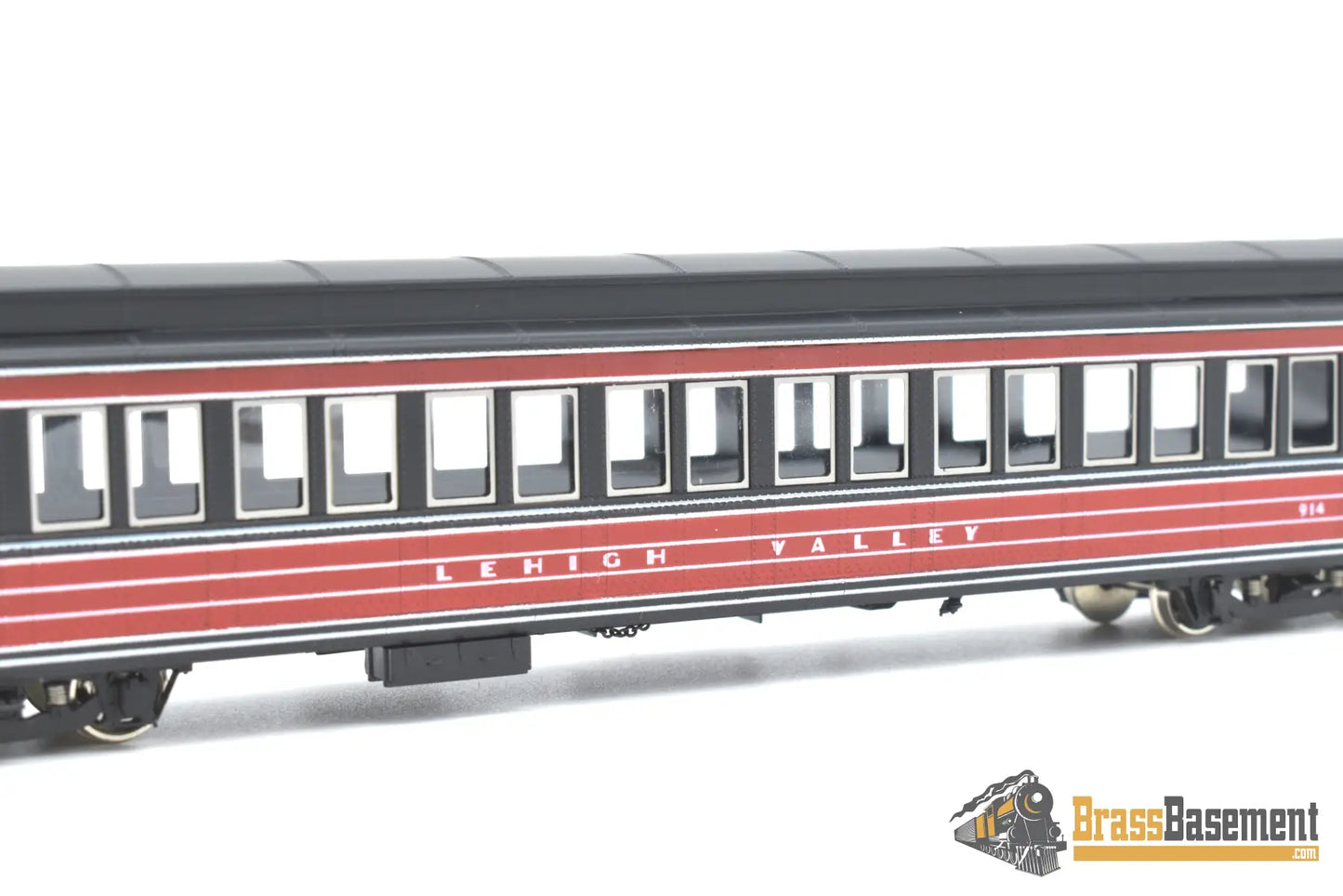 Ho Brass - Omi 3221.1 Lv Lehigh Valley Coach #914 Factory Paint Passenger