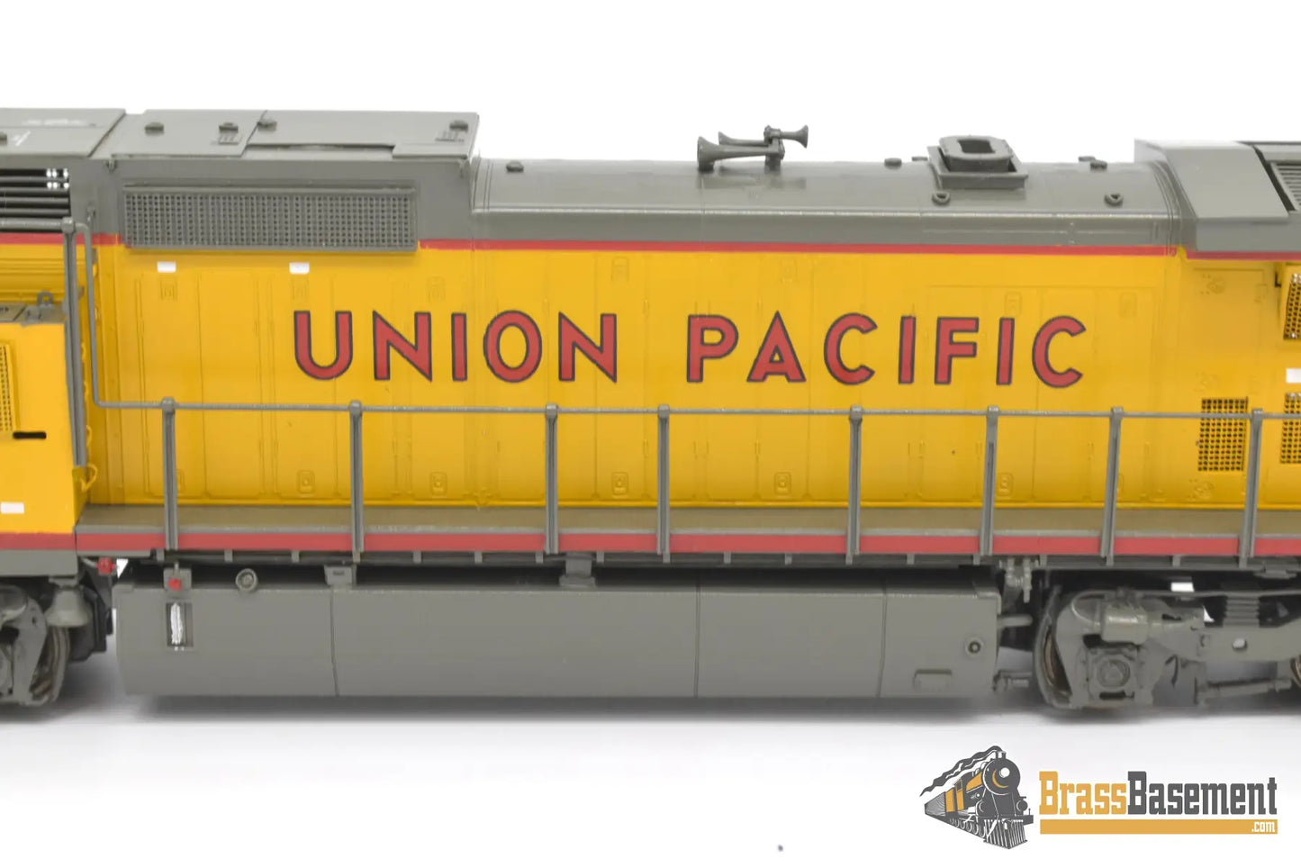 Ho Brass - Omi 6523.1 Union Pacific Up Dash 8 - 41Cw #9529 Factory Painted Armour Yellow Diesel