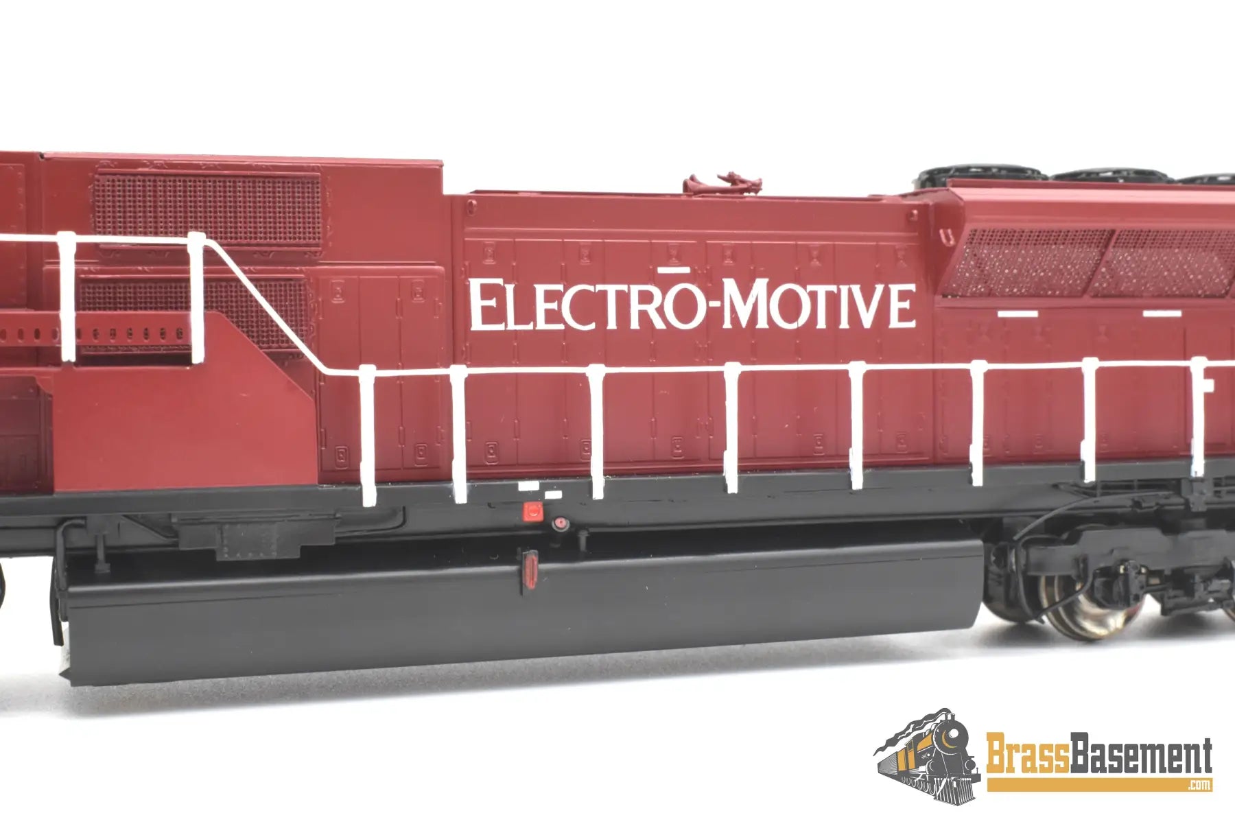 Ho Brass - Omi 6529.1 Emd Sd80Mac #8001 Factory Painted Red Diesel