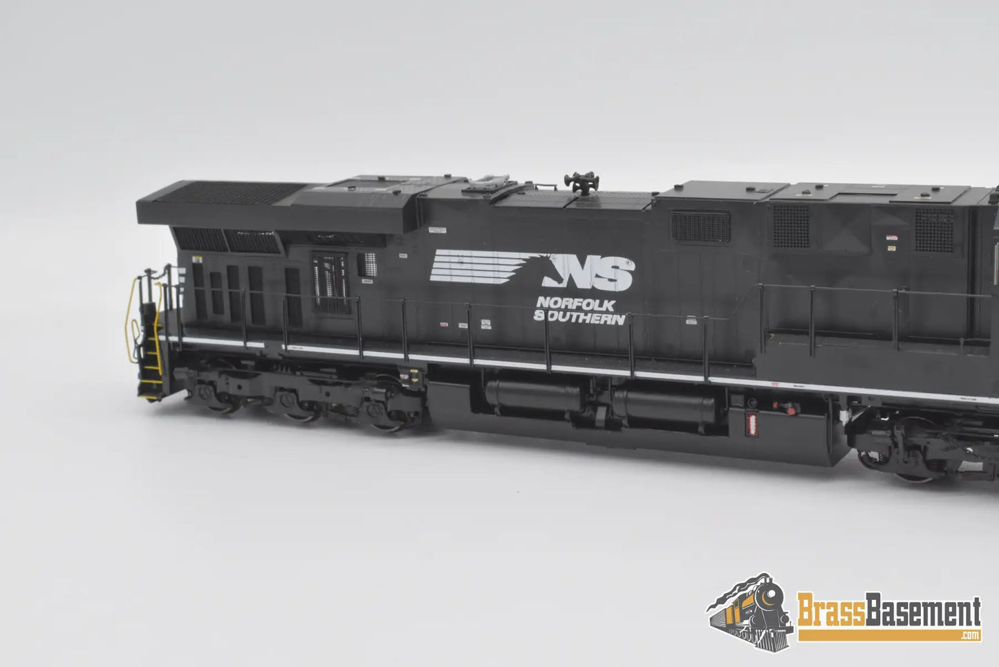 Ho Brass - Omi Aa-1077-2 Norfolk Southern Es40Dc #7501 Factory Painted Dcc Equipped Diesel