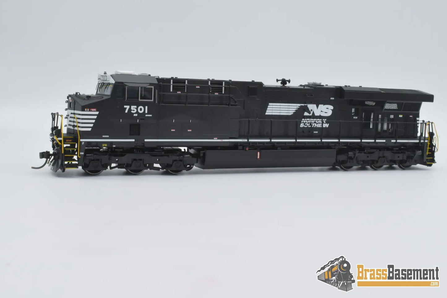 Ho Brass - Omi Aa-1077-2 Norfolk Southern Es40Dc #7501 Factory Painted Dcc Equipped Diesel