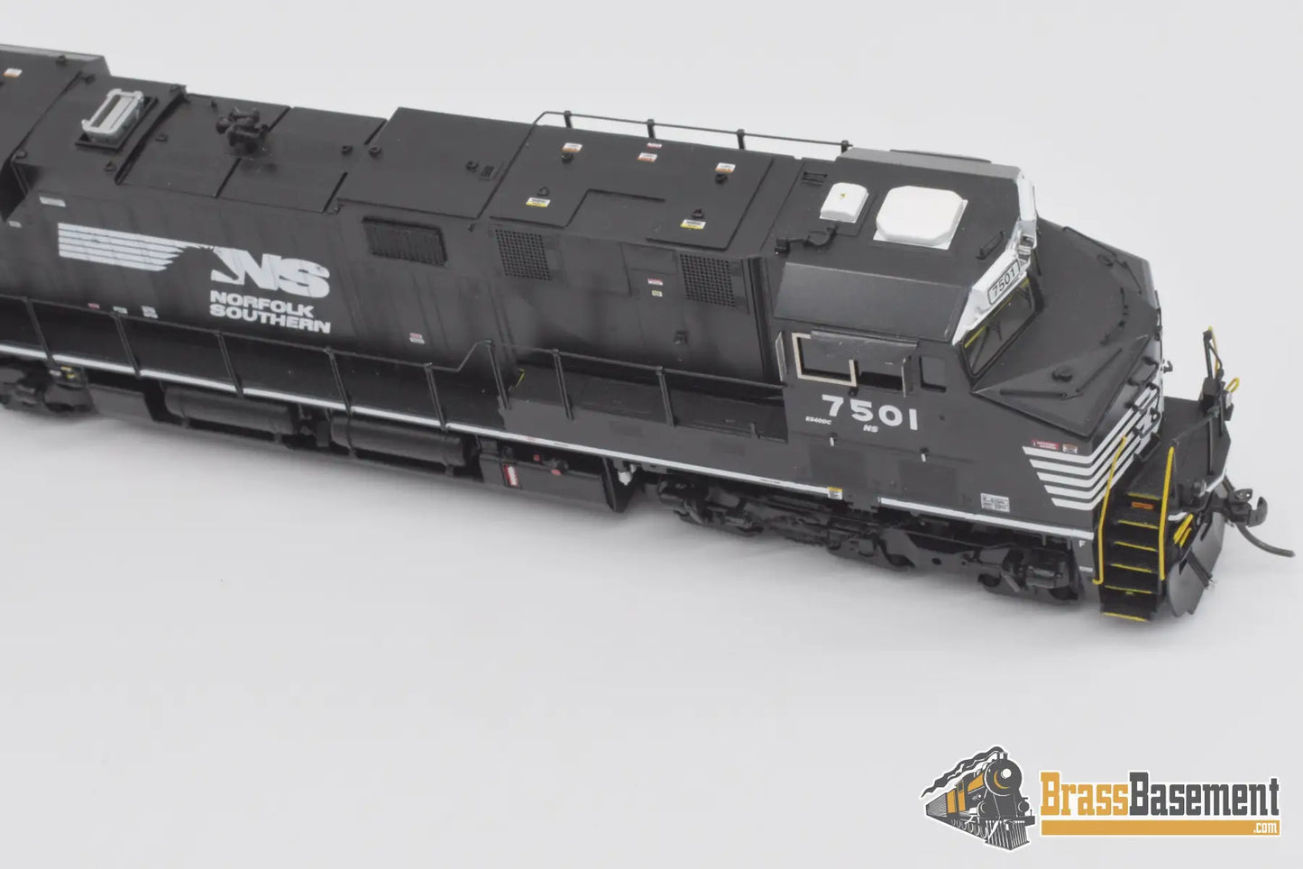 Ho Brass - Omi Aa-1077-2 Norfolk Southern Es40Dc #7501 Factory Painted Dcc Equipped Diesel