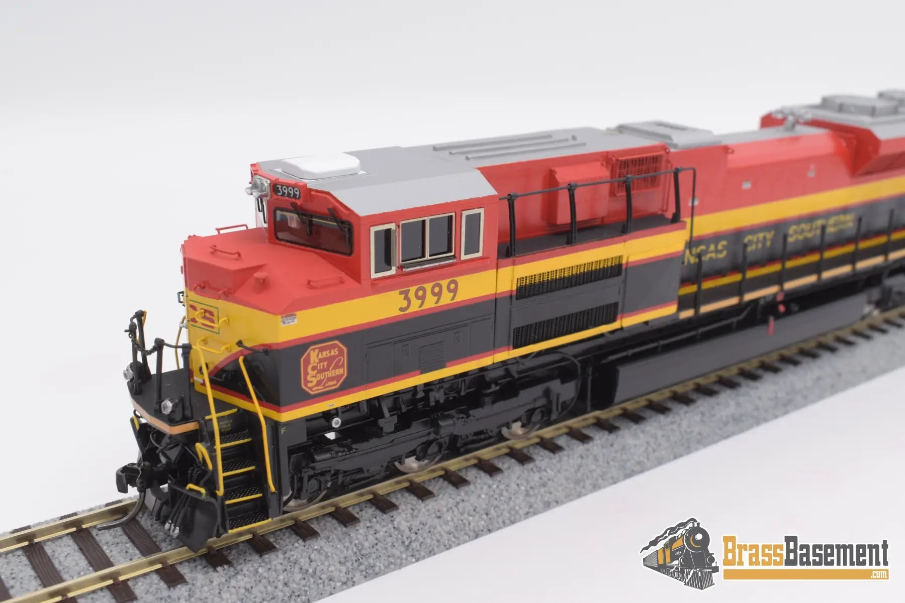 Ho Brass - Omi Aa - 1318 - 2 Kcs Kansas City Southern Sd70Ace Ex Demo Diesel