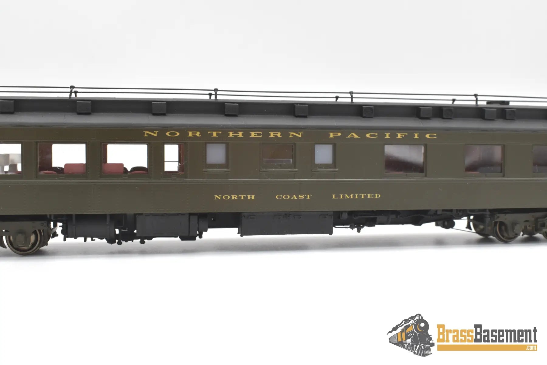 Ho Brass - W&R Np Northern Pacific Observation #1717 ’North Coast Limited’ Lighted Passenger