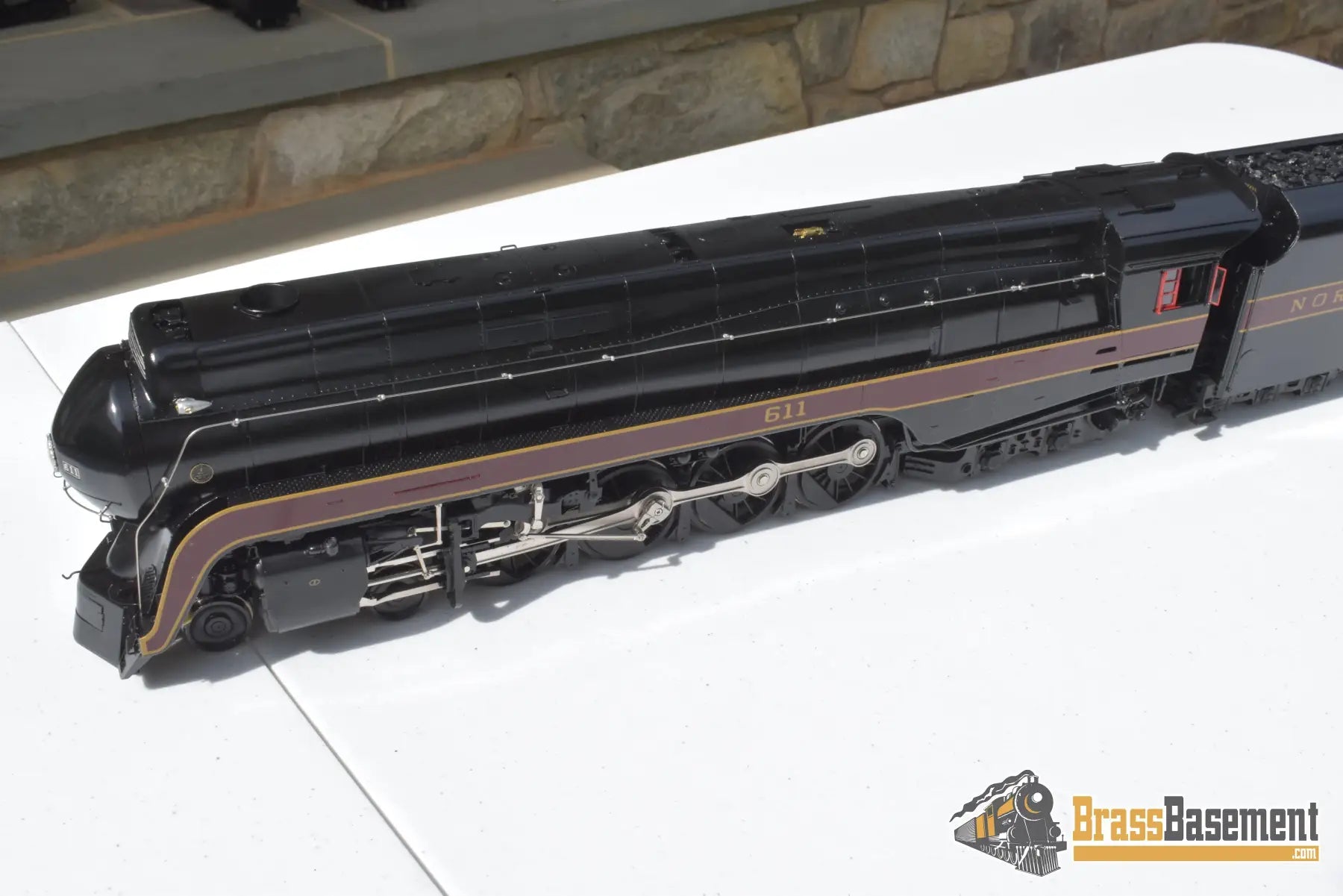 O Brass - Omi 0928.1 N&W Norfolk & Western J Class 4 - 8 - 4 #611 Factory Painted Pristine Steam